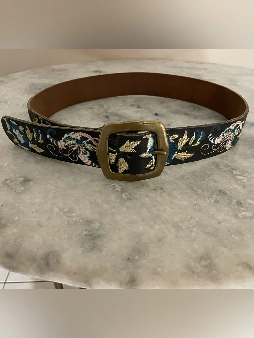 Vintage Lucky Brand Embroidered Leather Belt